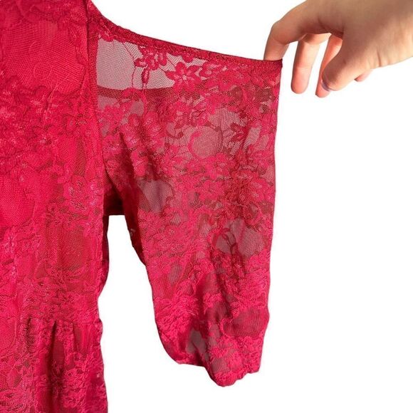 Torrid Lace Red Cold Shoulder Baby Doll Top - Picture 5 of 11